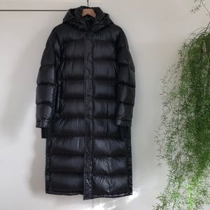 Aritzia Superpuff Long Puffer Coat Size M (fits L) Hi Gloss Midnight